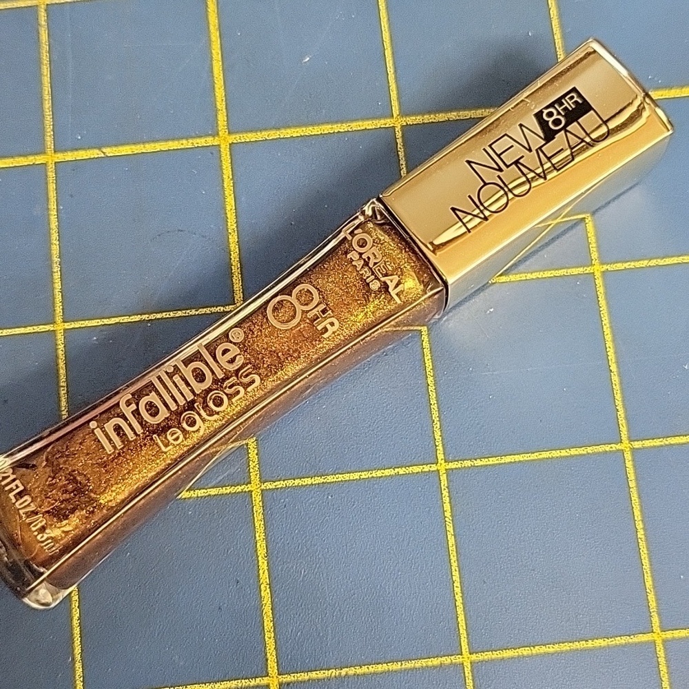 L'Oreal Paris Infallible Lip Gloss 715